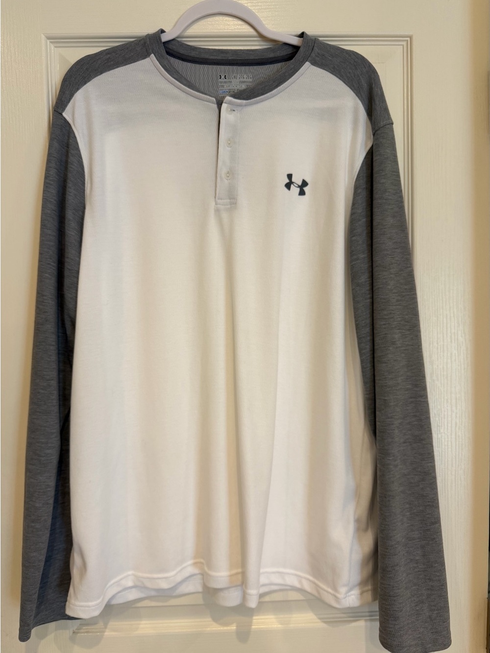 Men’s Under Armour Men’s Long Sleeve Henley - White & Gray Raglan